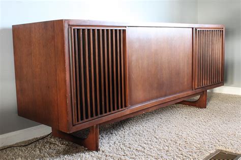 1960s Mid Century Modern Rca Victor Record Player Stereo Console