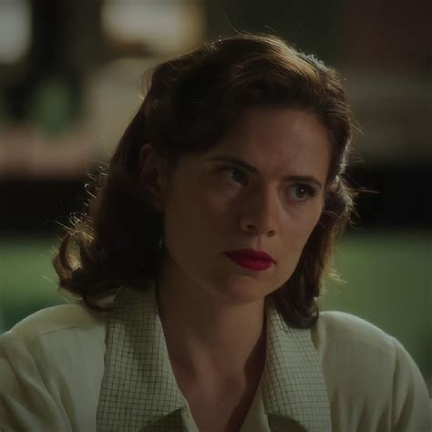 hayley elizabeth atwell hayley atwell peggy carter agent carter marvel show marvel 3