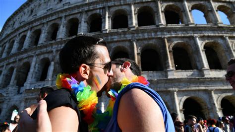 Gay Pride Colours Rome Despite Italy S Lurch To The Right