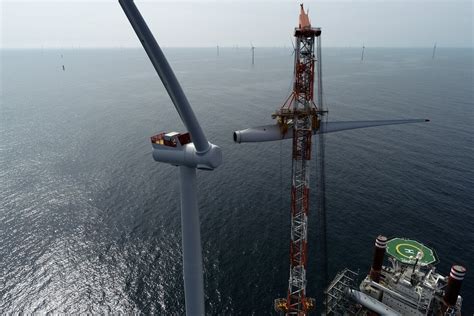 Final Turbine Installed At World S Largest Offshore Wind Farm North American Windpower