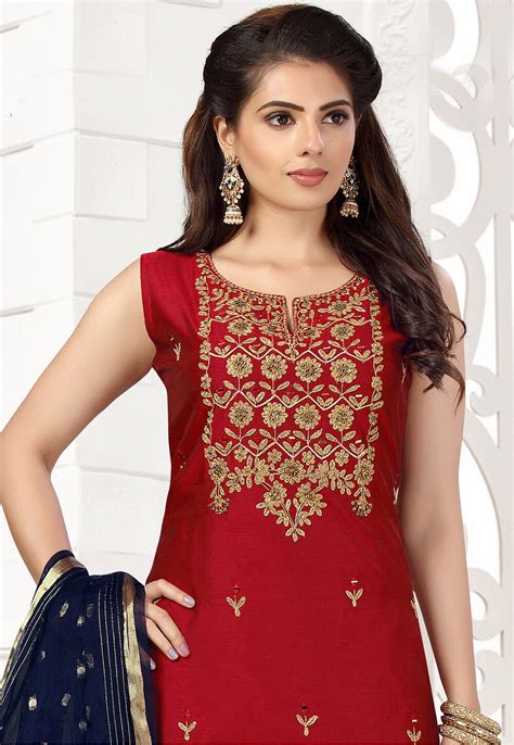 Embroidered Chanderi Silk Pakistani Suit In Red Kgzt4211