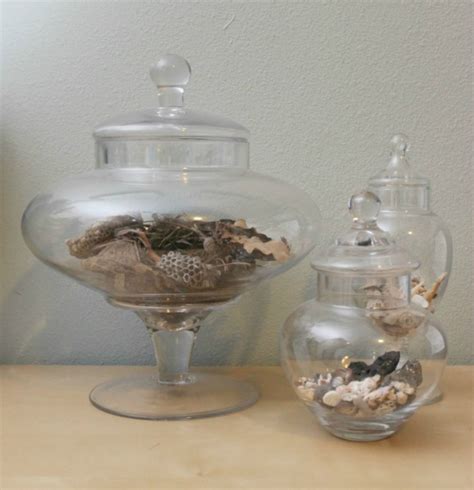 Apothecary (/əˈpɒθɪkəri/) is one term for a medical professional who formulates and dispenses materia medica (medicine) to physicians, surgeons, and patients. Crafts Using Apothecary Jars | ThriftyFun