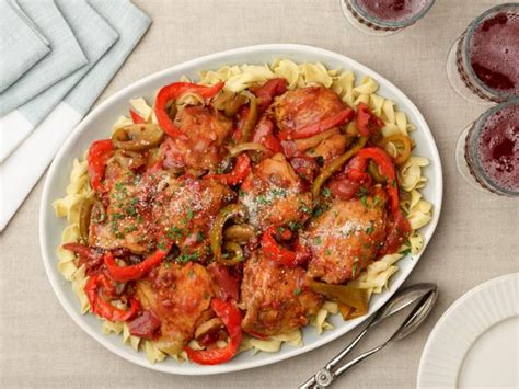 Ree drummond, aka the pioneer woman, has a huge following — and for good reason. Chicken Cacciatore Recipe | Ree Drummond | Food Network