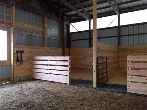 Diy small horse barn tips. Easy inexpensive horse stalls at the end of an arena til I can afford to build a nice barn ...