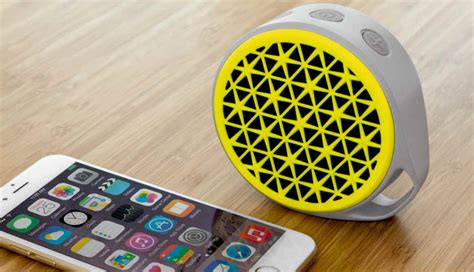 Inilah review sonicgear bt2100, speaker bluetooth. 10 Speaker Aktif Terbaik di Indonesia 2020 - Bluetooth ...