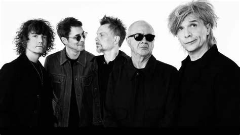 Indochine is a french pop/rock and new wave band formed in paris in 1981 and they have been active since. Indochine, 40 ans de carrière et toujours aussi actuel ...