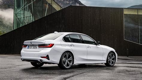 2019 bmw 3 series length and weight. 2019 BMW 3 Series: Everything You Need to Know About the ...