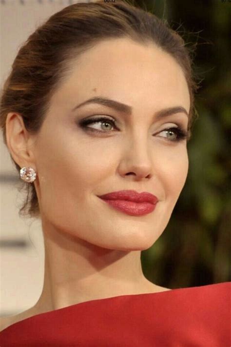 ‒⋞⭐️angelina Jolie 0️⃣0️⃣3️⃣1️⃣⭐️≽‑ Stunning Makeup Celebrity Makeup Hair Beauty