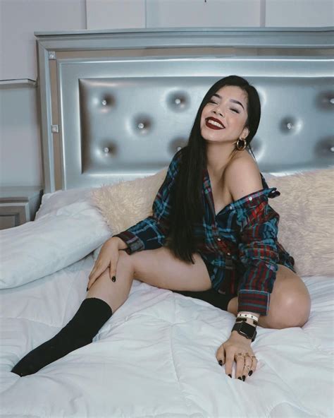 Jul 31, 2021 · kenia guadalupe flores osuna (born 15 july 1999), known professionally as kenia os, is a mexican youtuber, singer, and songwriter. BONITA - Kenia Os - LETRAS.COM