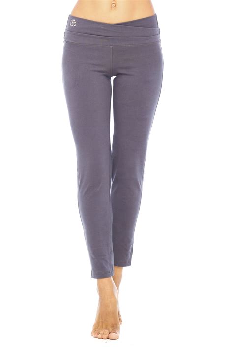 The Most Perfect Fitting And Comfortable Yoga Pants Around Wear For All Your Work Outs Or As