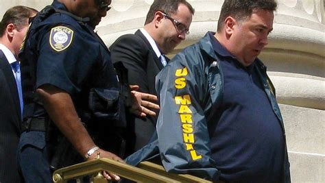 Ex Subway Pitchman Jared Fogle Pitchman Beaten In Federal Prison
