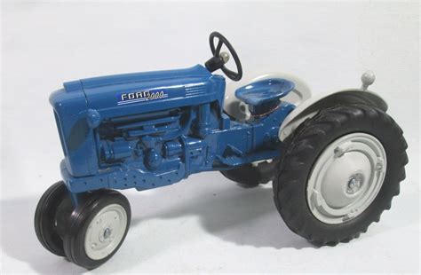 Sold Rare Ford 2000 112 Scale Diecast Farm Toy Tractor Made In Usa