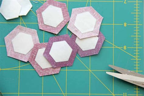 How To Sew English Paper Pieced Hexagons Weallsew