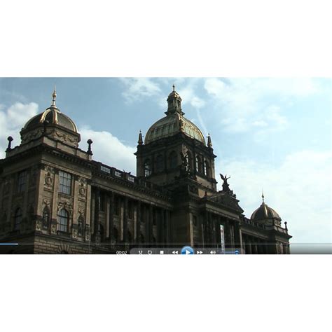 Národní muzeum dominuje václavskému náměstí v praze. ČR - Praha - Národní muzeum - zavření