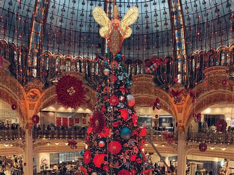 Paris At Christmas Things To Do This Wintertime In France Solosophie