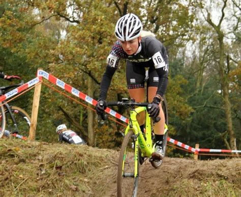 All her cyclocross results, race history, standings, stats and more. Denise Betsema naar EK veldrijden