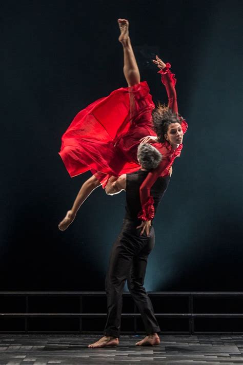 Ballet Du Grand Théâtre De Genève In Foniadakis ‘glory Ballet
