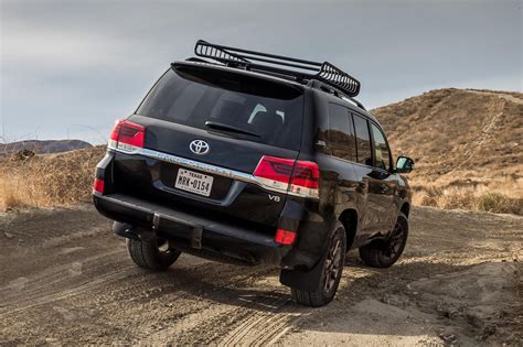Toyota Wants To Build A Hardcore Gr Land Cruiser Carbuzz