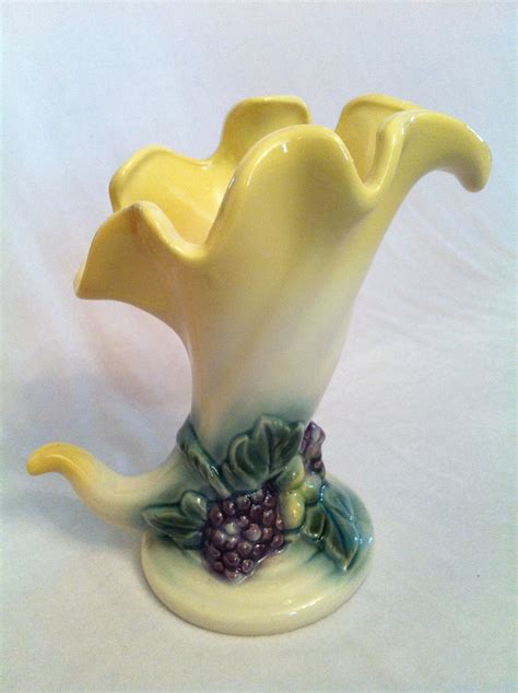 Vintage Hull Pottery Cornucopia Fiesta Vase C 1950