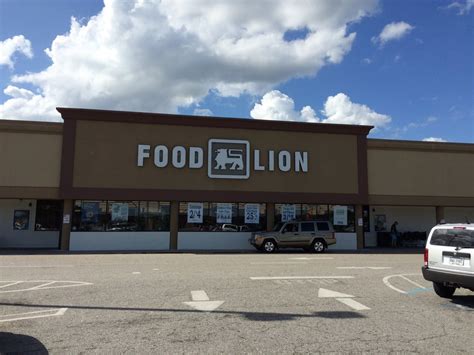 Food lion 1380 east main st. Food Lion - Grocery - 1328 Armory Dr, Franklin, VA, United ...