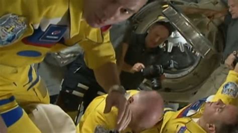 Iss Did Russian Cosmonauts Show Support For Ukraine In Their Yellow