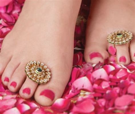 Make Your Own Fashion Statement With Beautiful Toe Rings Fashion Trends And You