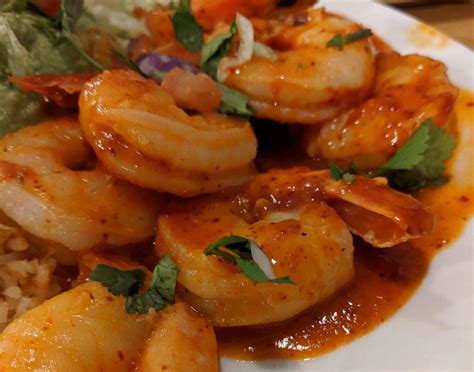 Add the shrimp and cook until they turn bright pink, then add the consommé and worcestershire, salt and pepper to taste. Camarones a la Diabla (Devil's Shrimp) - Cuco's Taqueria ...