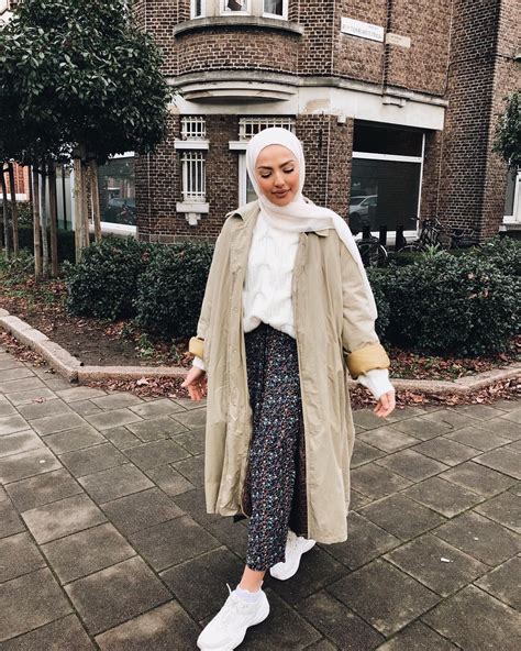 √ 50 Trend Ootd Hijab 2020 Kekinian Casual Unik Dan Elegan