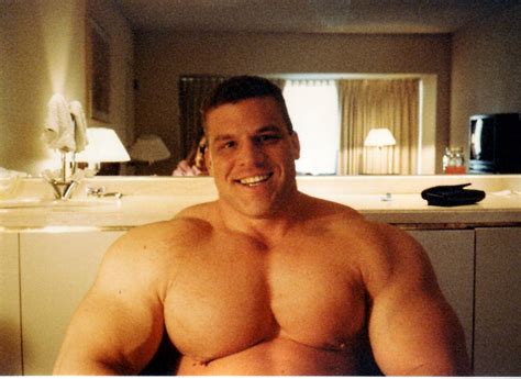 Muscle Lover Greg Kovacs The World S Biggest Bodybuilder Of All Time