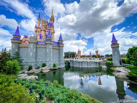 16 Stunning Disney World Wallpapers To Bring A Little Magic To Your