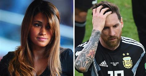 Lionel Messi With Wife Picture Galerry Wallpaper My Xxx Hot Girl
