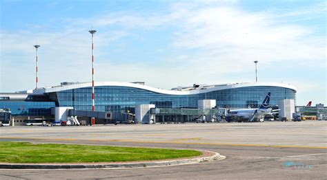 Doar 1 minut până la aeroport. Aeroportul Otopeni București face precizări cu privire la ...