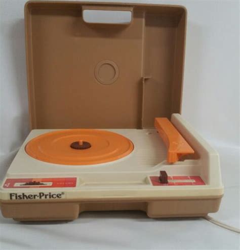 Vintage 1978 Fisher Price Record Player 825 Portable 33 And 45 Rpm Kids