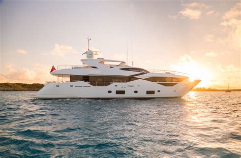 Sunseeker 116 is a 35.2 m motor yacht. Sunseeker 116 Yacht - The ultimate luxury yacht for ...