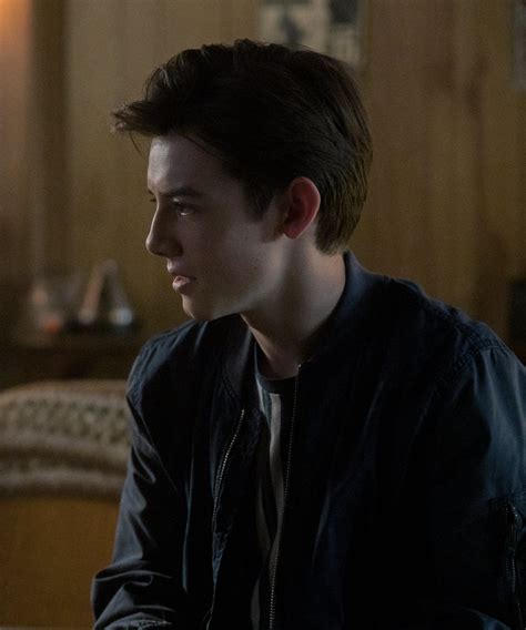 Born in melbourne, felix mallard has a sister. A Guide To All The Characters Unraveling Locke & Key's Big ...
