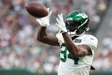Jets Wr Corey Davis Ready To Lead As Captain Top Wide Receiver