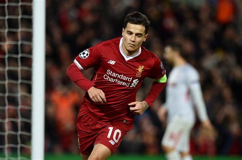 ปักพินในบอร์ด LIVERPOOL FC