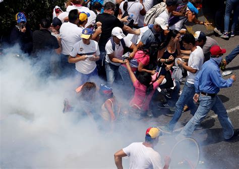 Photos Venezuelas Opposition Clashes With Police The Washington Post