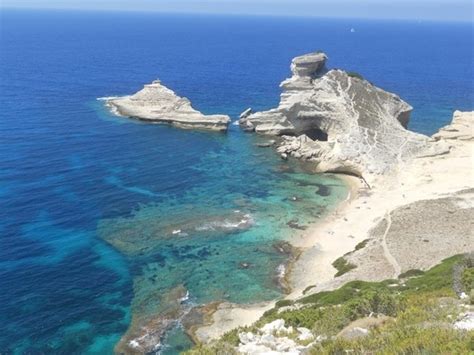 Piccole calette o spiagge sabbiose, penisole o promontori. Corsica Itinerante - Viaggi, vacanze e turismo: Turisti ...