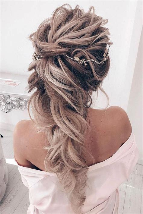 79 Stylish And Chic Wedding Hairstyles For Long Straight Hair Half Up