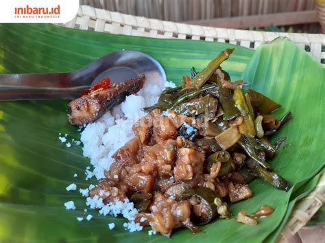 Orek tempe adalah makanan tradisional yang mudah dibuat di rumah. Cobain Nikmatnya Orek Tempe Versi Empuk Bernama Empis ...