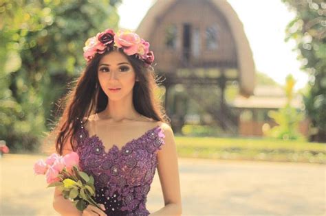 Potret Putu Ayu Saraswati Puteri Indonesia Bali Yang Bak Idol My Xxx Hot Girl