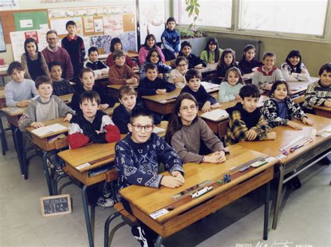 Cours de cuisine pour adultes et enfants au cœur d\'un atelier de cuisine gastronomique à nice (paca)06. Photo de classe CM1 de 1995, ECOLE PICARDIE - Copains d'avant