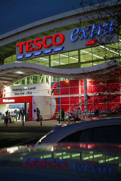 Tesco Opens New Dotcom Centre In South East London