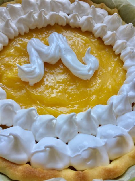 Initiales GG Tarte aux citrons meringuée la recette facile
