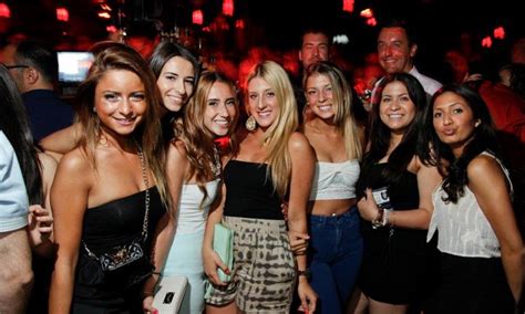 Why Getting Party Girls Is The Best Decision You Ll Make All Weekend Connected Montreal