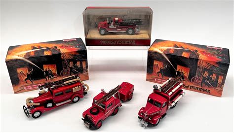 Lot Four Matchbox Models Of Yesteryear Fire Engine Series 1993