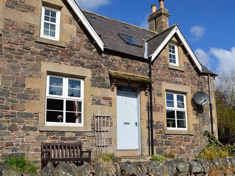 2 Bedroom Cottage In Scottish Borders Duns Dog Friendly Holiday