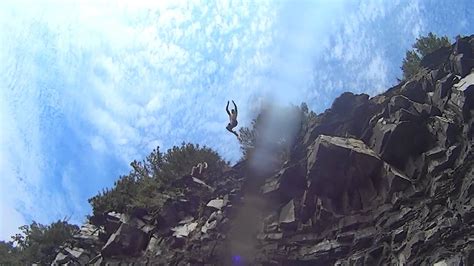 North little rock es una ciudad ubicada en el condado de pulaski en el estado estadounidense de arkansas. North Little Rock - Cliff Diving - YouTube