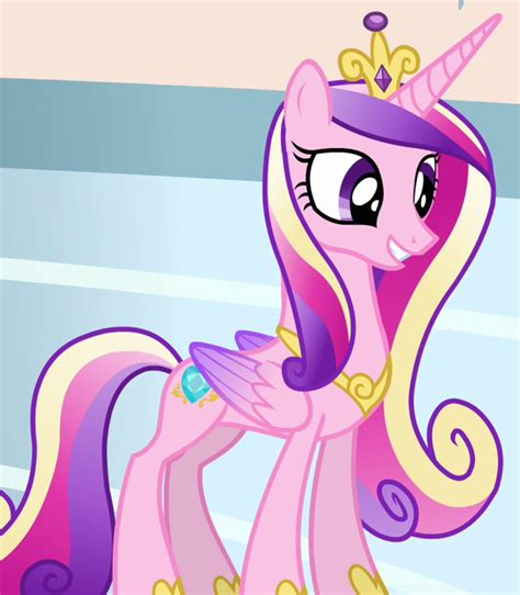 Princesa Cadance My Little Pony La Magia De La Amistad Wiki Fandom